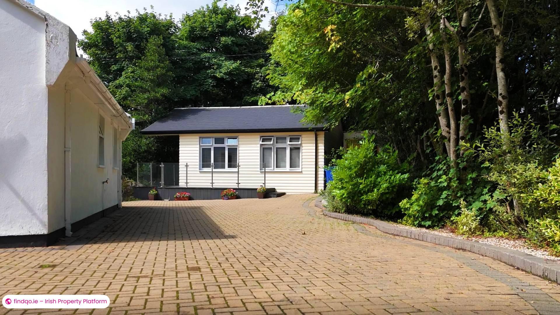 Detached house for Sale in Lettermacaward, Donegal