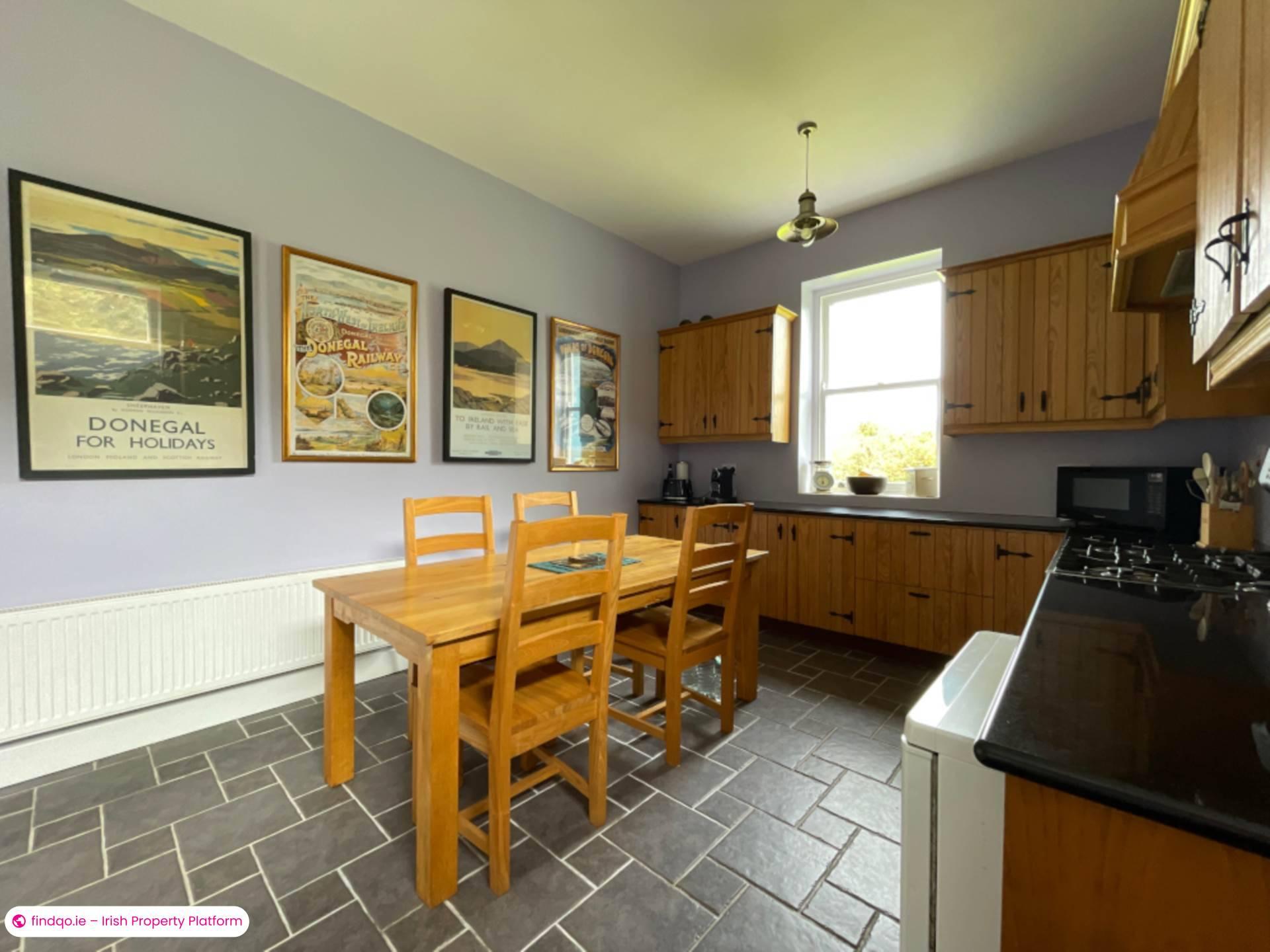 Detached house for Sale in Burtonport, Donegal