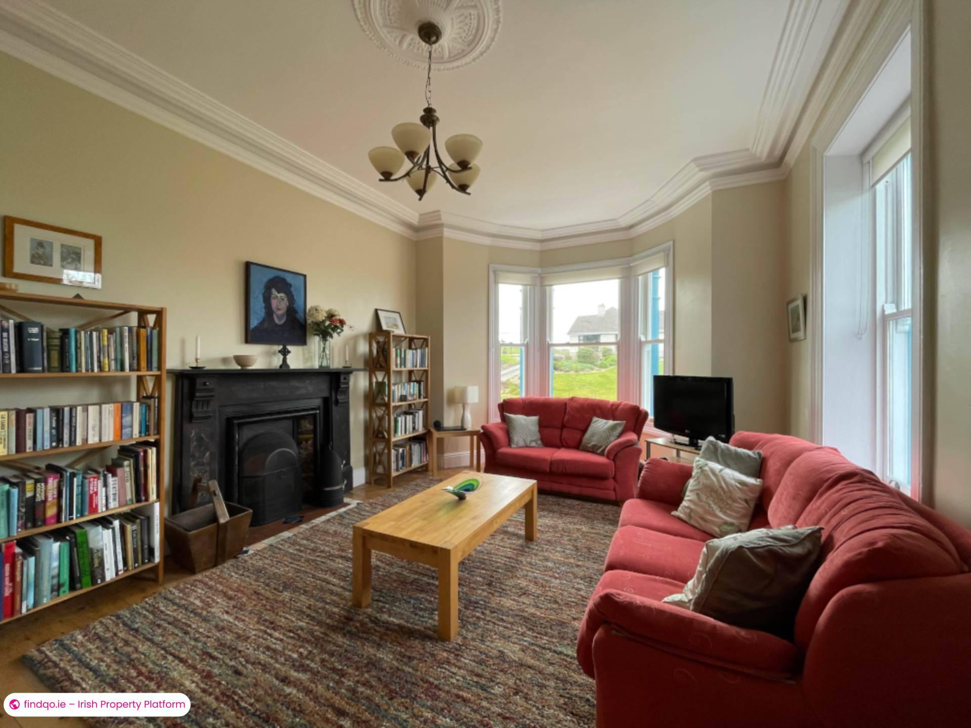 Detached house for Sale in Burtonport, Donegal