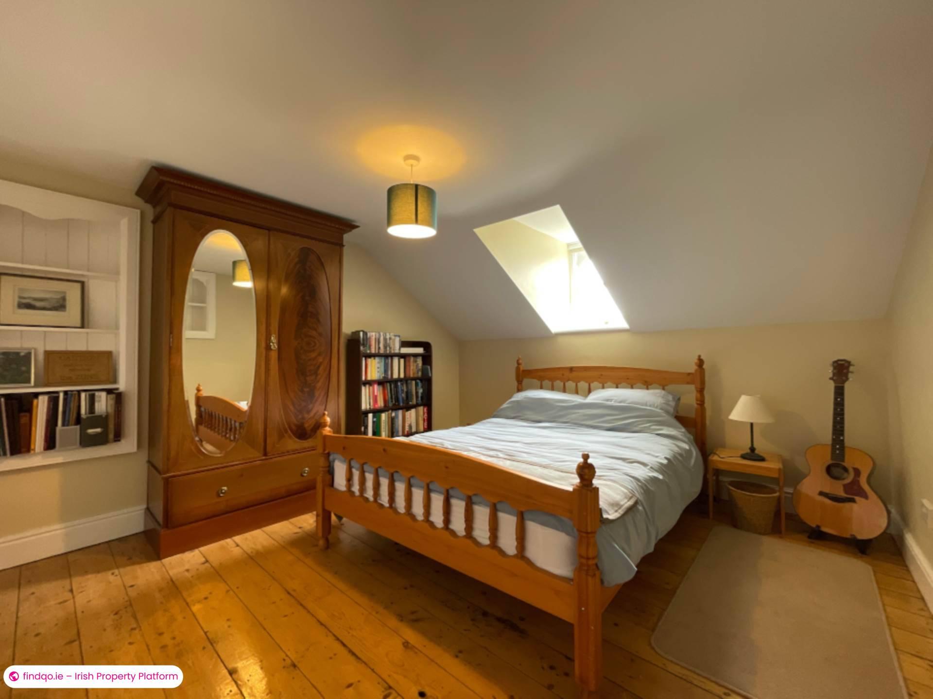 Detached house for Sale in Burtonport, Donegal