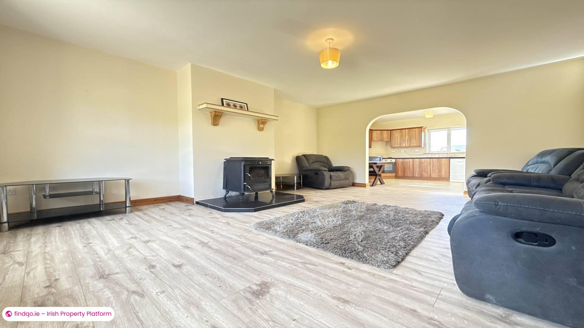 Detached house for Sale in Derrybeg, Donegal