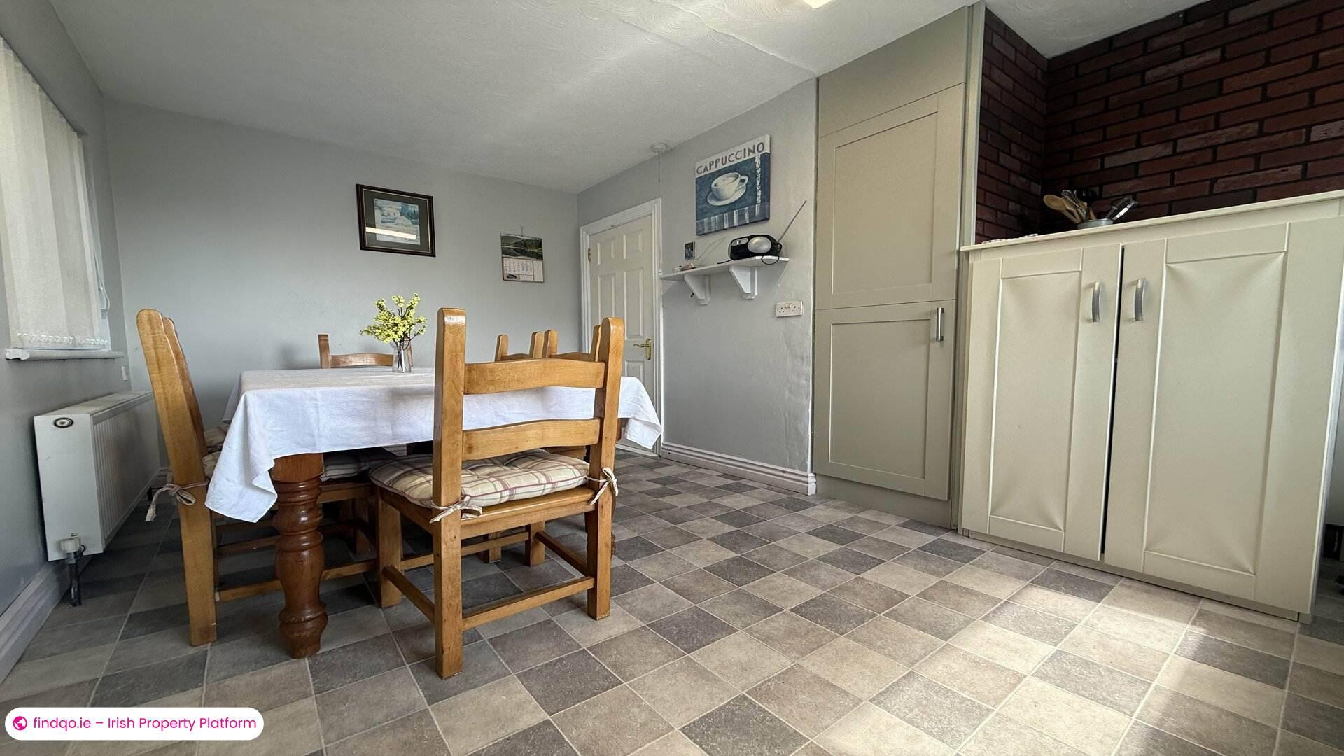 Detached house for Sale in Derrybeg, Donegal