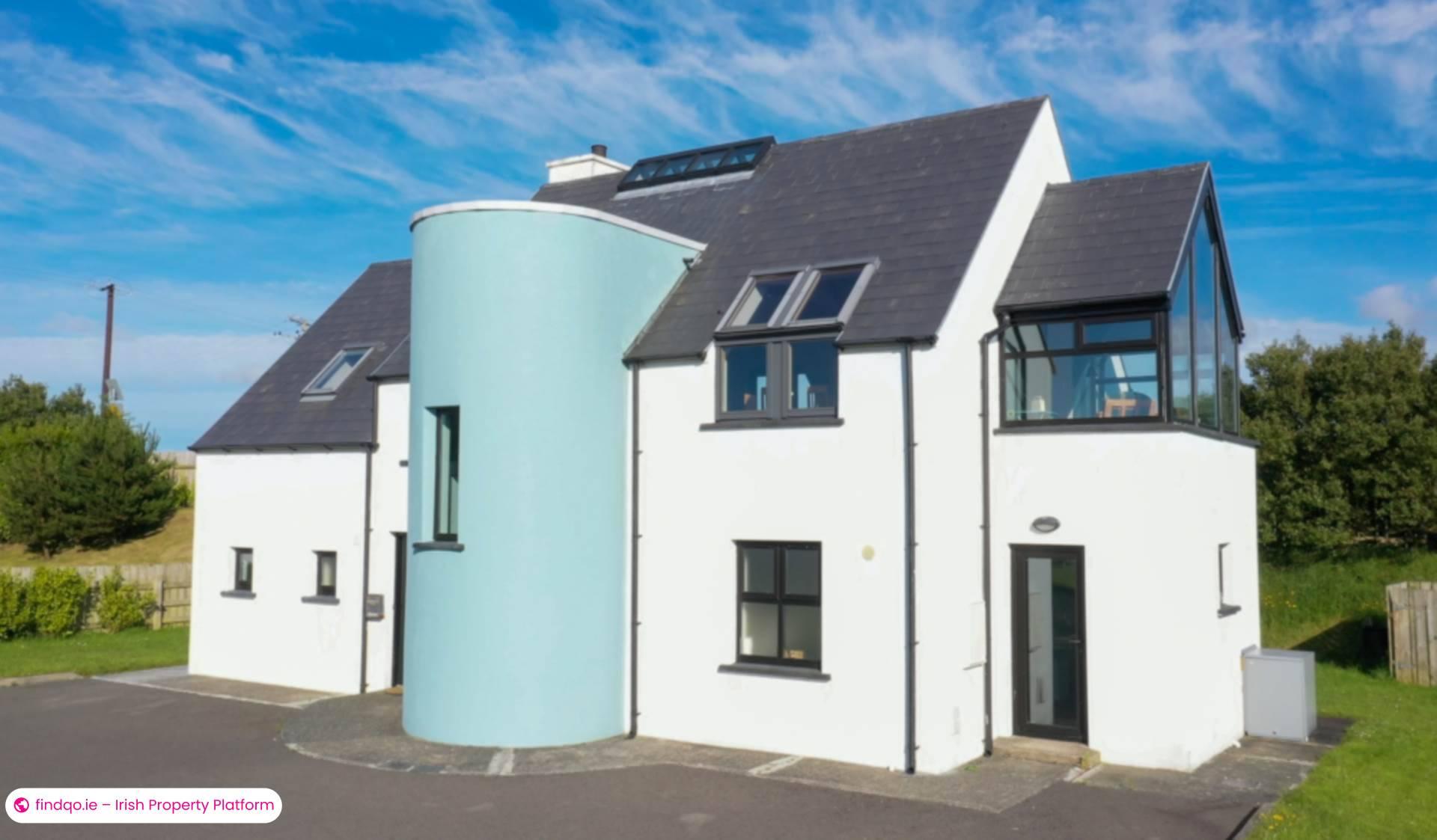 Detached house for Sale in Derrybeg, Donegal