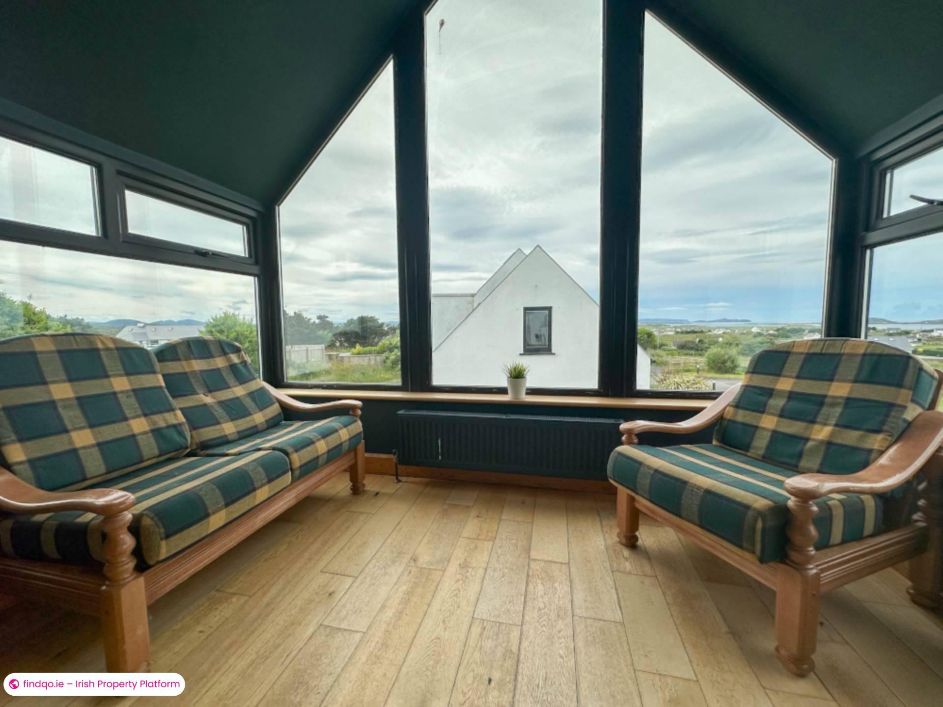 Detached house for Sale in Derrybeg, Donegal