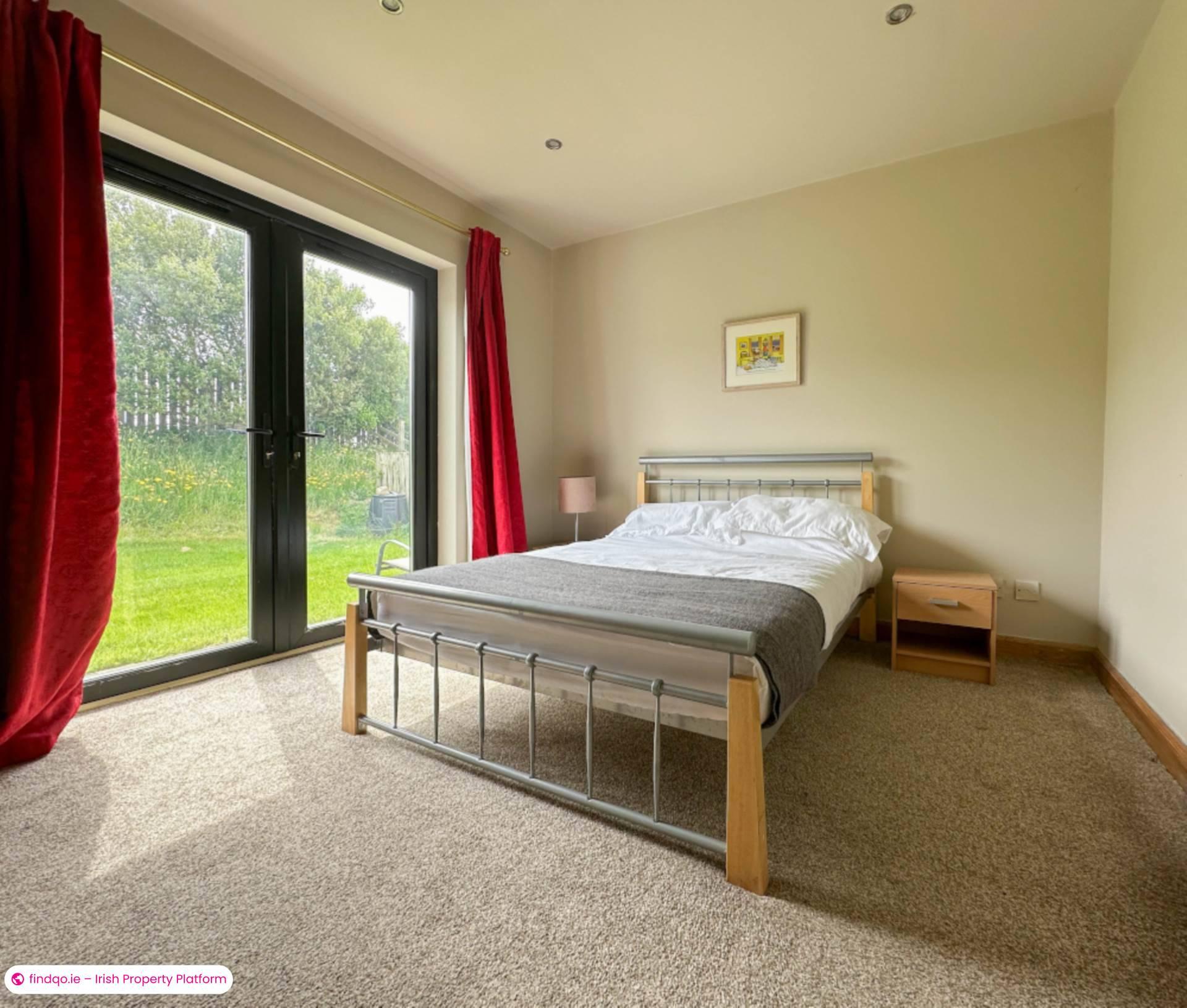 Detached house for Sale in Derrybeg, Donegal