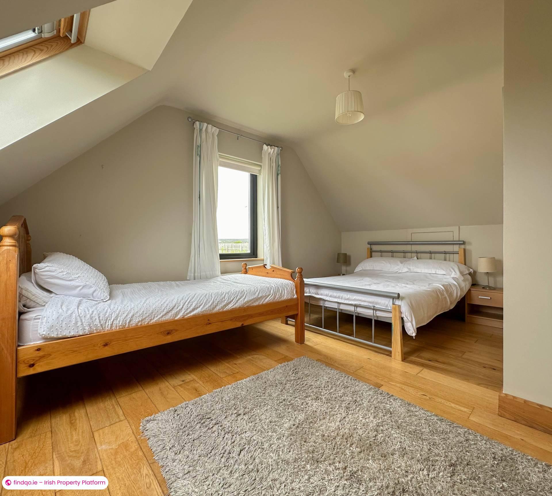 Detached house for Sale in Derrybeg, Donegal