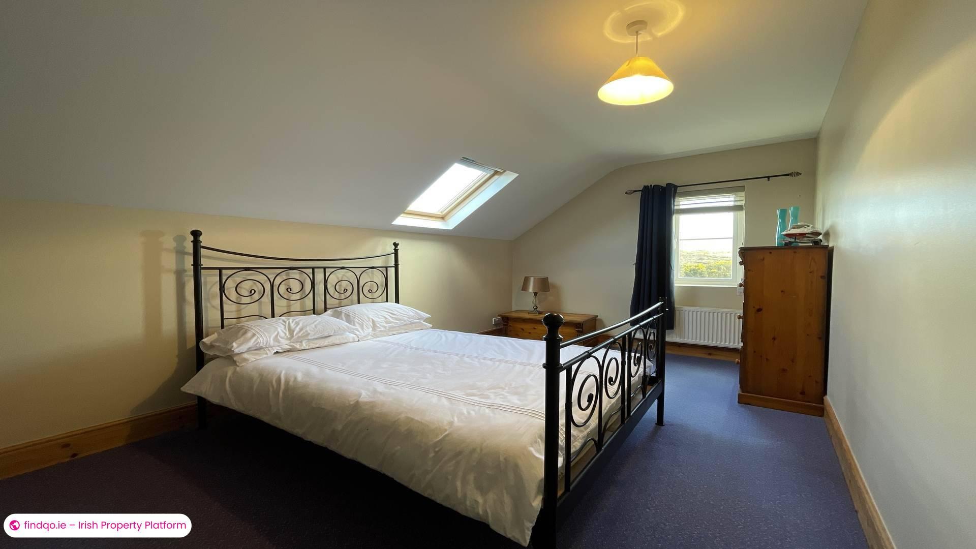 Semi-detached house for Sale in Gweedore, Donegal