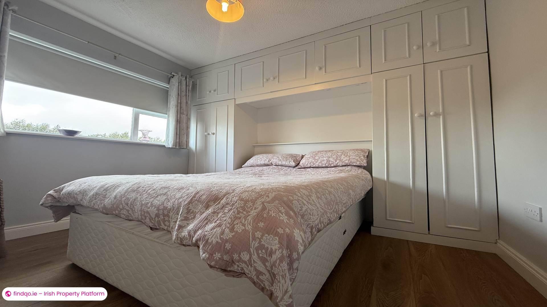 Detached house for Sale in Lettermacaward, Donegal