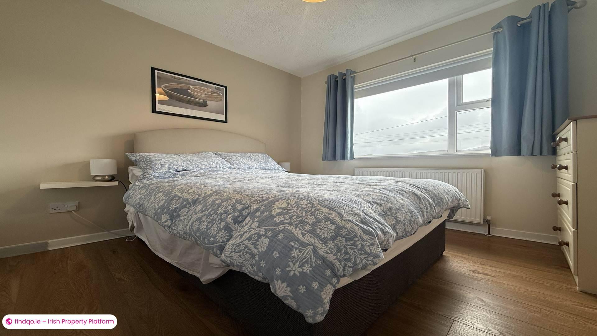 Detached house for Sale in Lettermacaward, Donegal