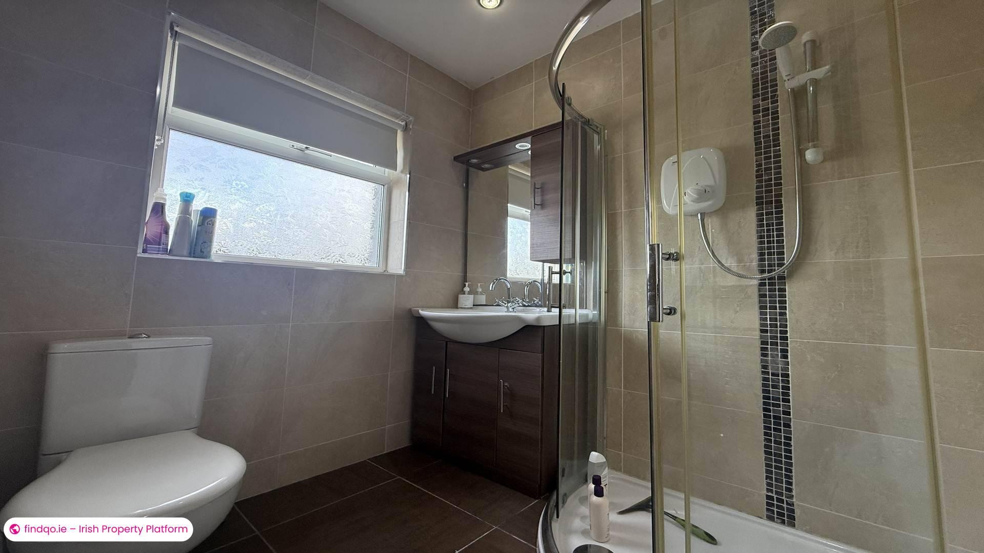 Detached house for Sale in Lettermacaward, Donegal