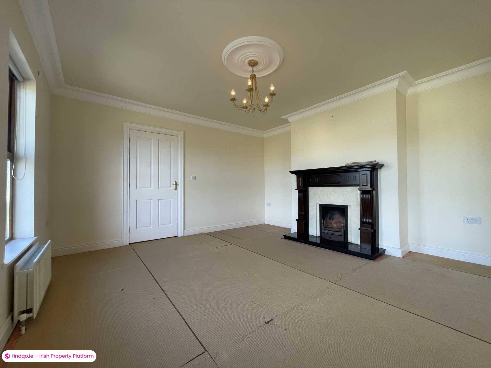 Detached house for Sale in Burtonport, Donegal