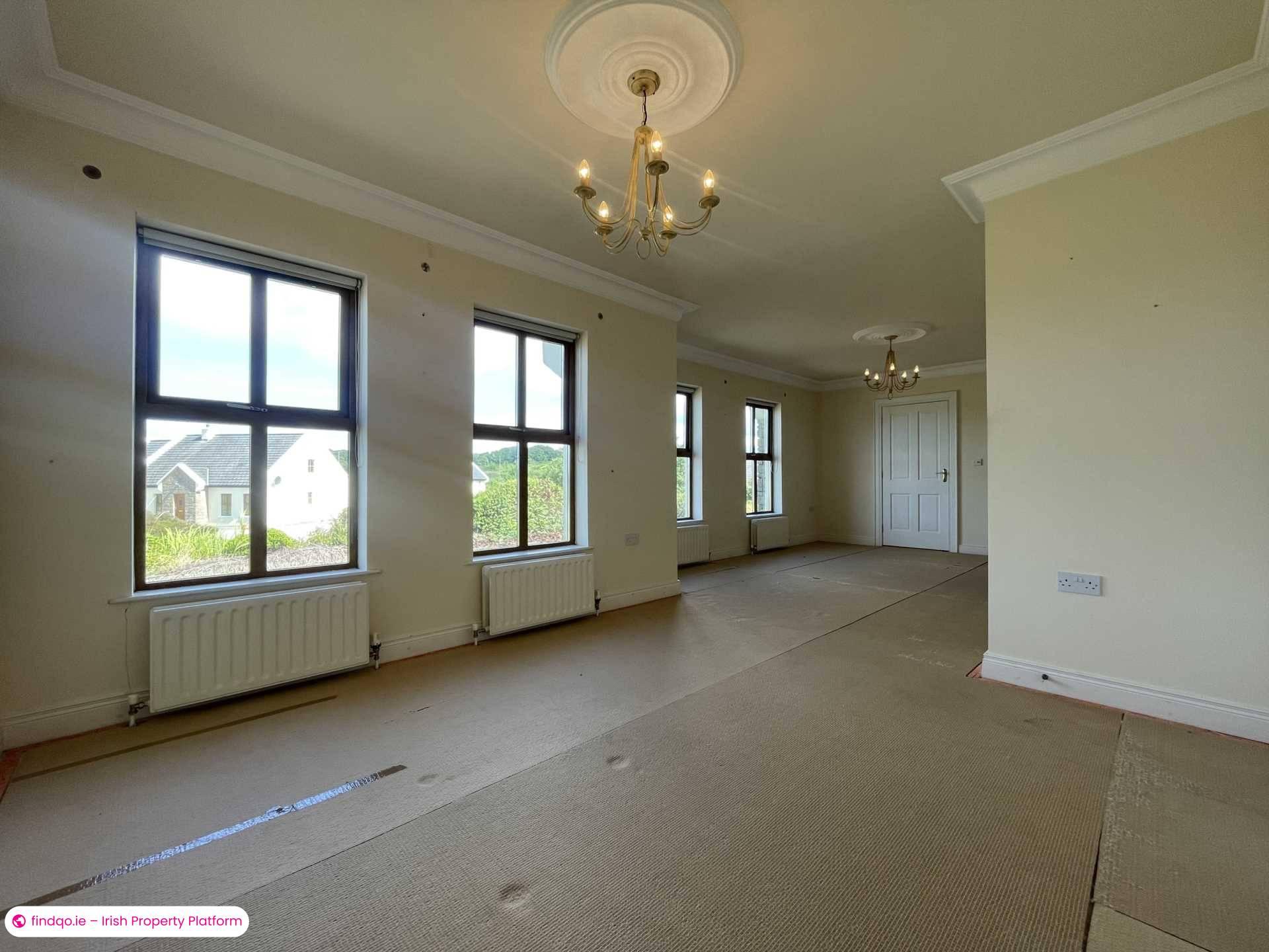 Detached house for Sale in Burtonport, Donegal