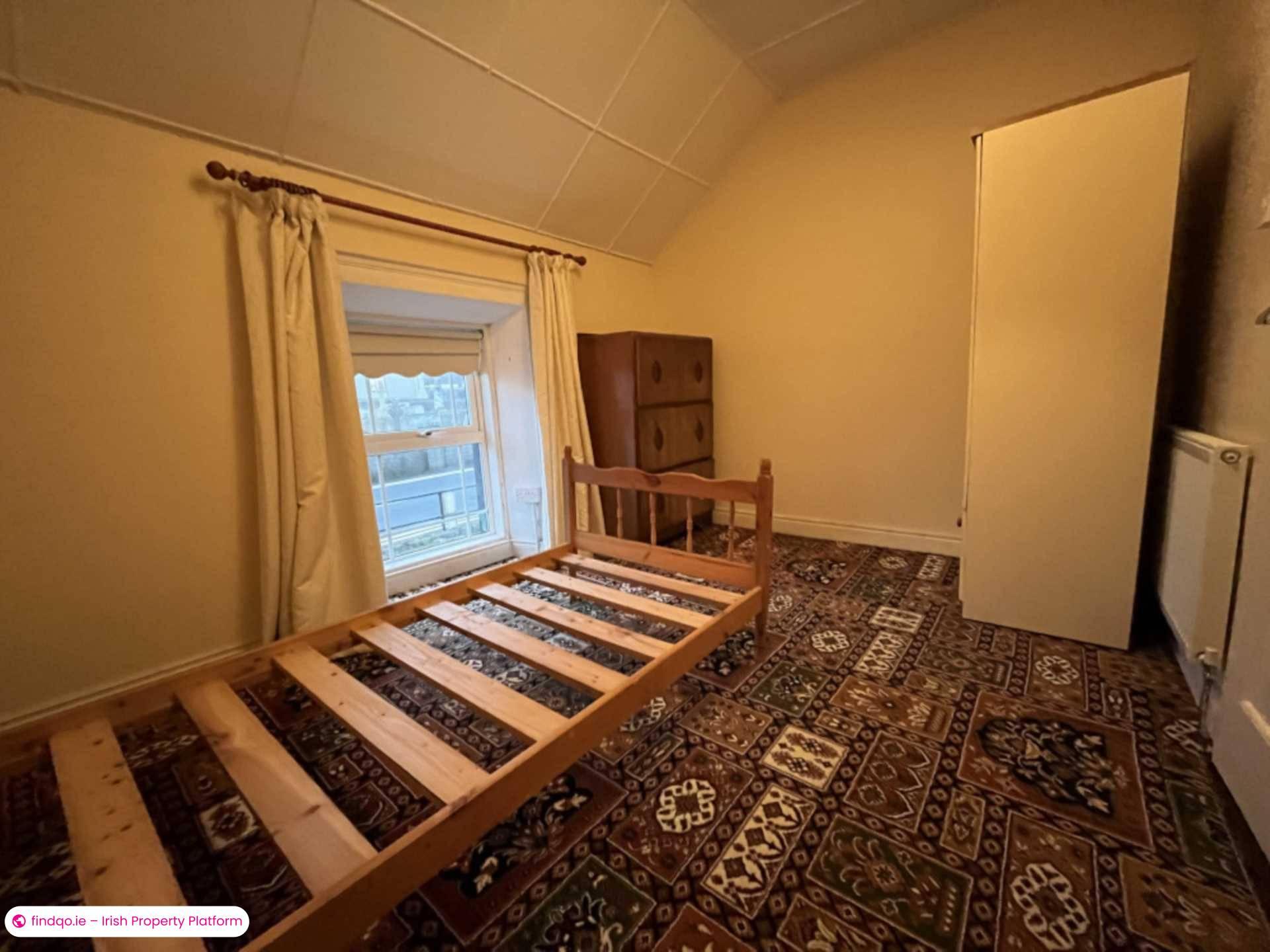 End of terrace house for Sale in Dungloe, Donegal