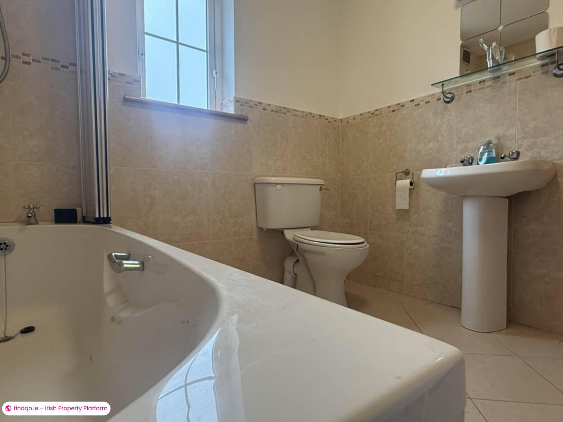 Detached house for Sale in Burtonport, Donegal