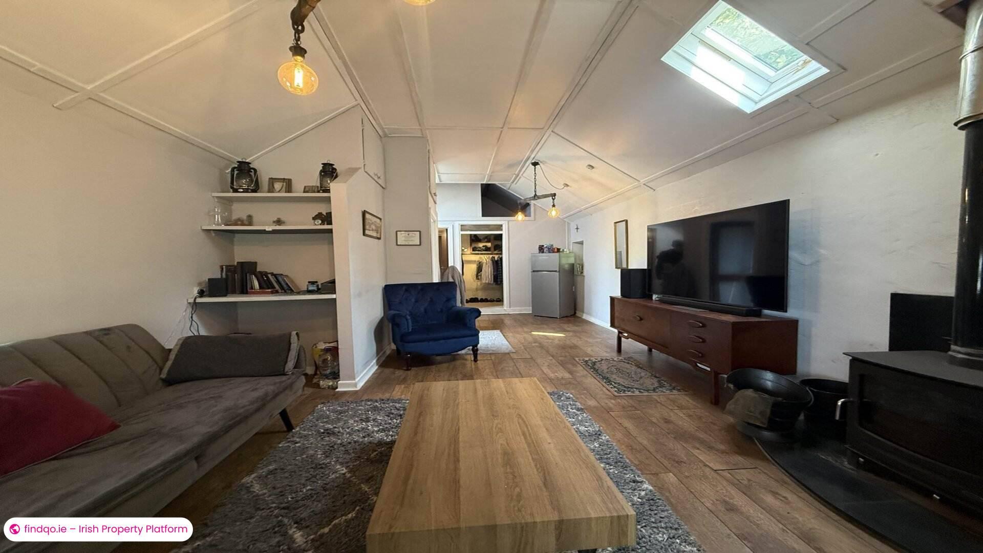 Detached house for Sale in Glenties, Donegal, F94 A5DH