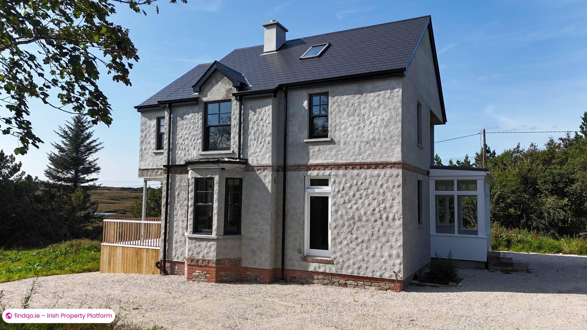 Detached house for Sale in Burtonport, Donegal