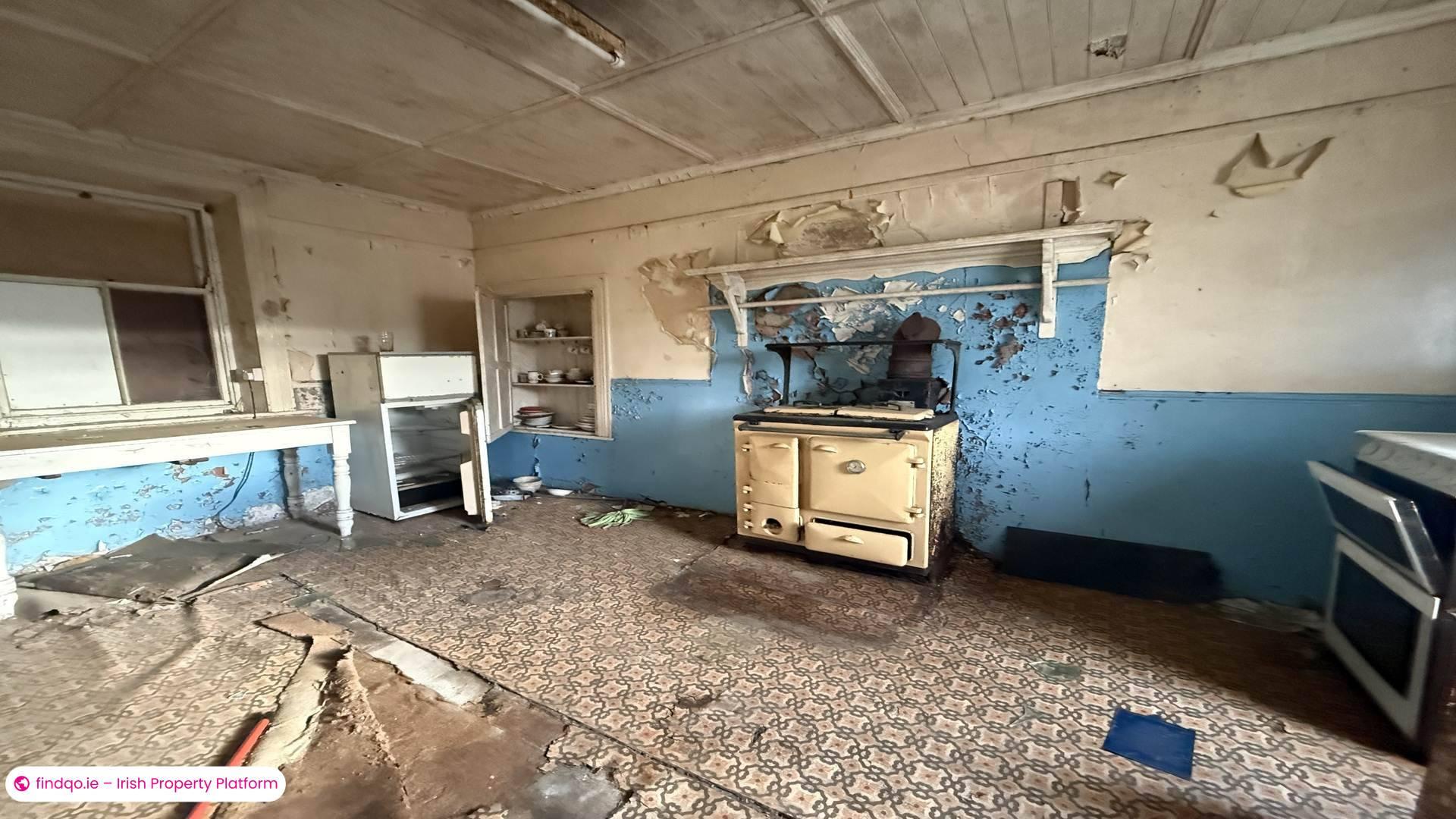 Detached house for Sale in Burtonport, Donegal