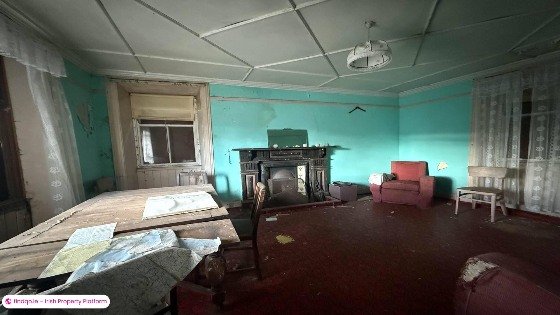 Detached house for Sale in Burtonport, Donegal