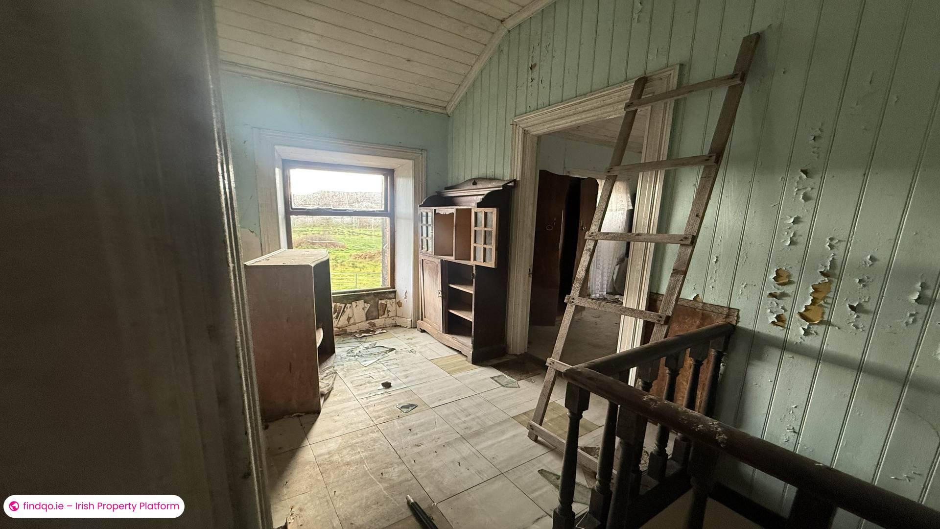 Detached house for Sale in Burtonport, Donegal