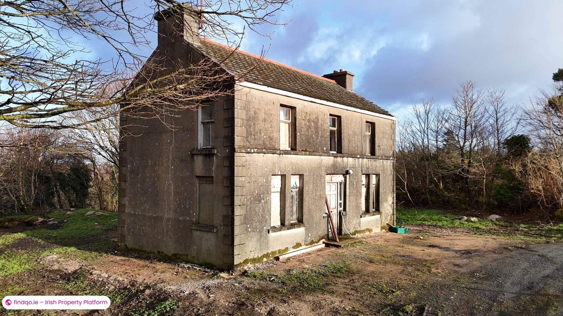 Detached house for Sale in Burtonport, Donegal