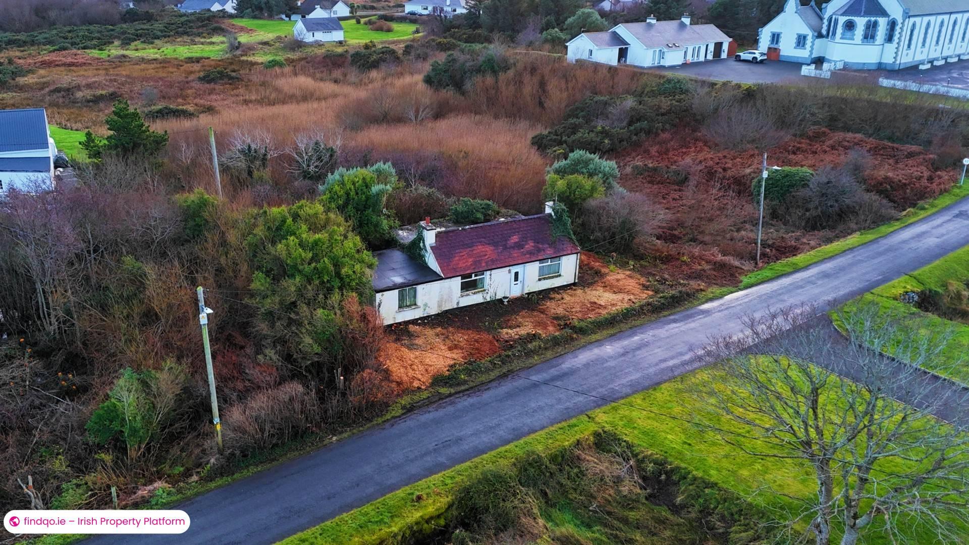 Detached house for Sale in Burtonport, Donegal