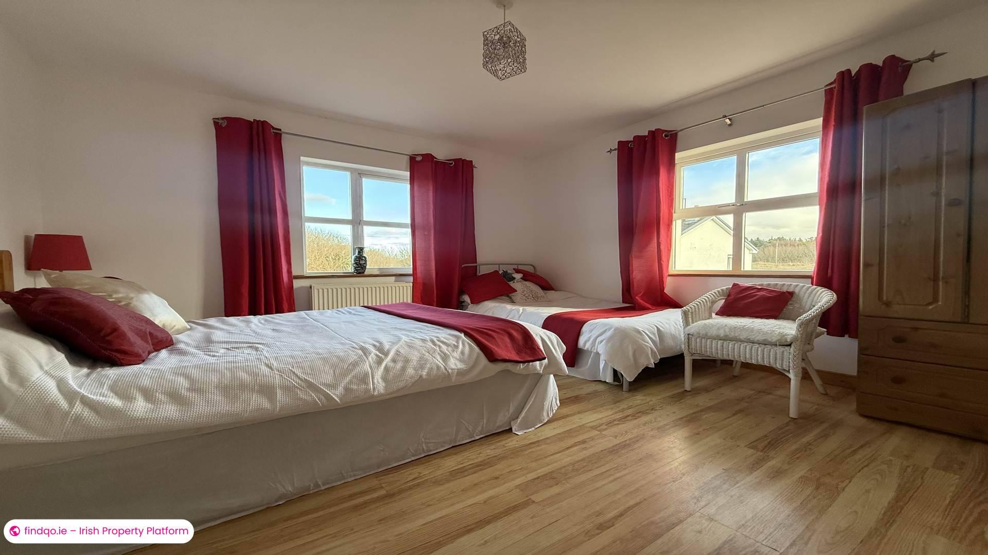 Detached house for Sale in Annagry, Donegal