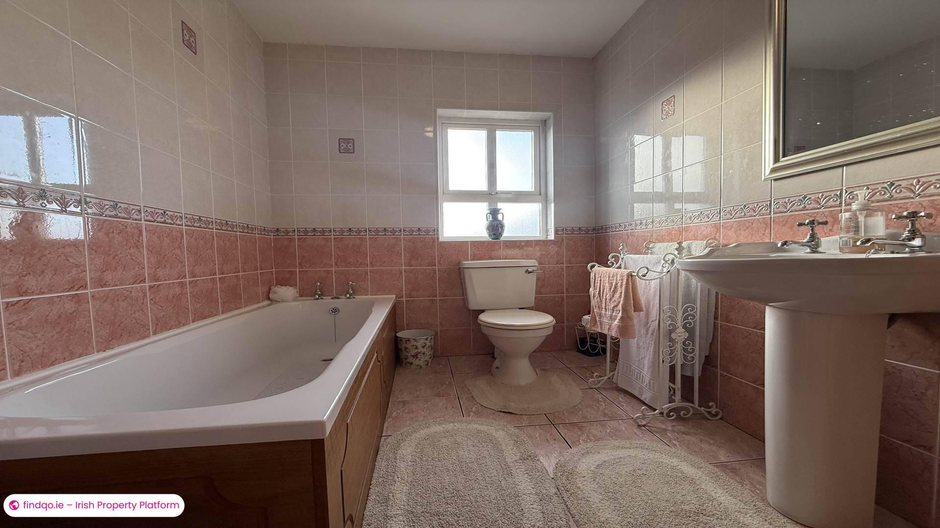 Detached house for Sale in Annagry, Donegal