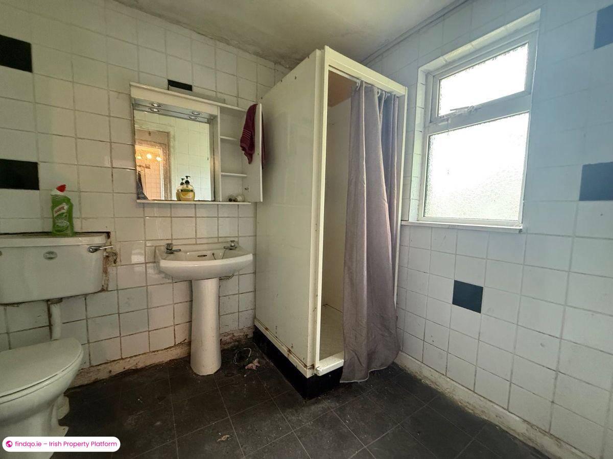 Bungalow for Sale in Waterford City Centre, Waterford