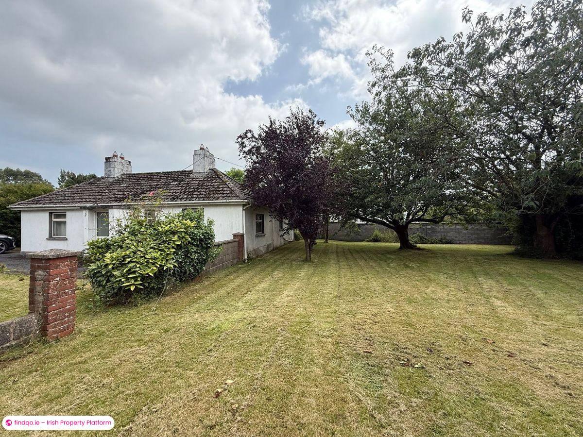 Bungalow for Sale in Waterford City Centre, Waterford