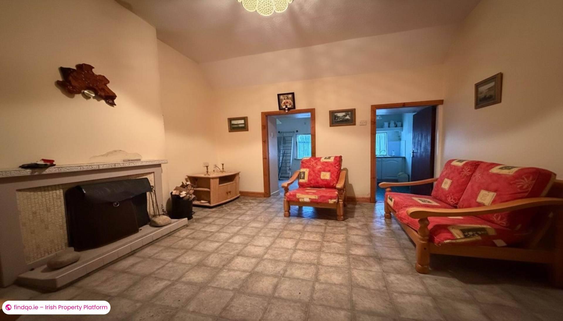 Detached house for Sale in Burtonport, Donegal