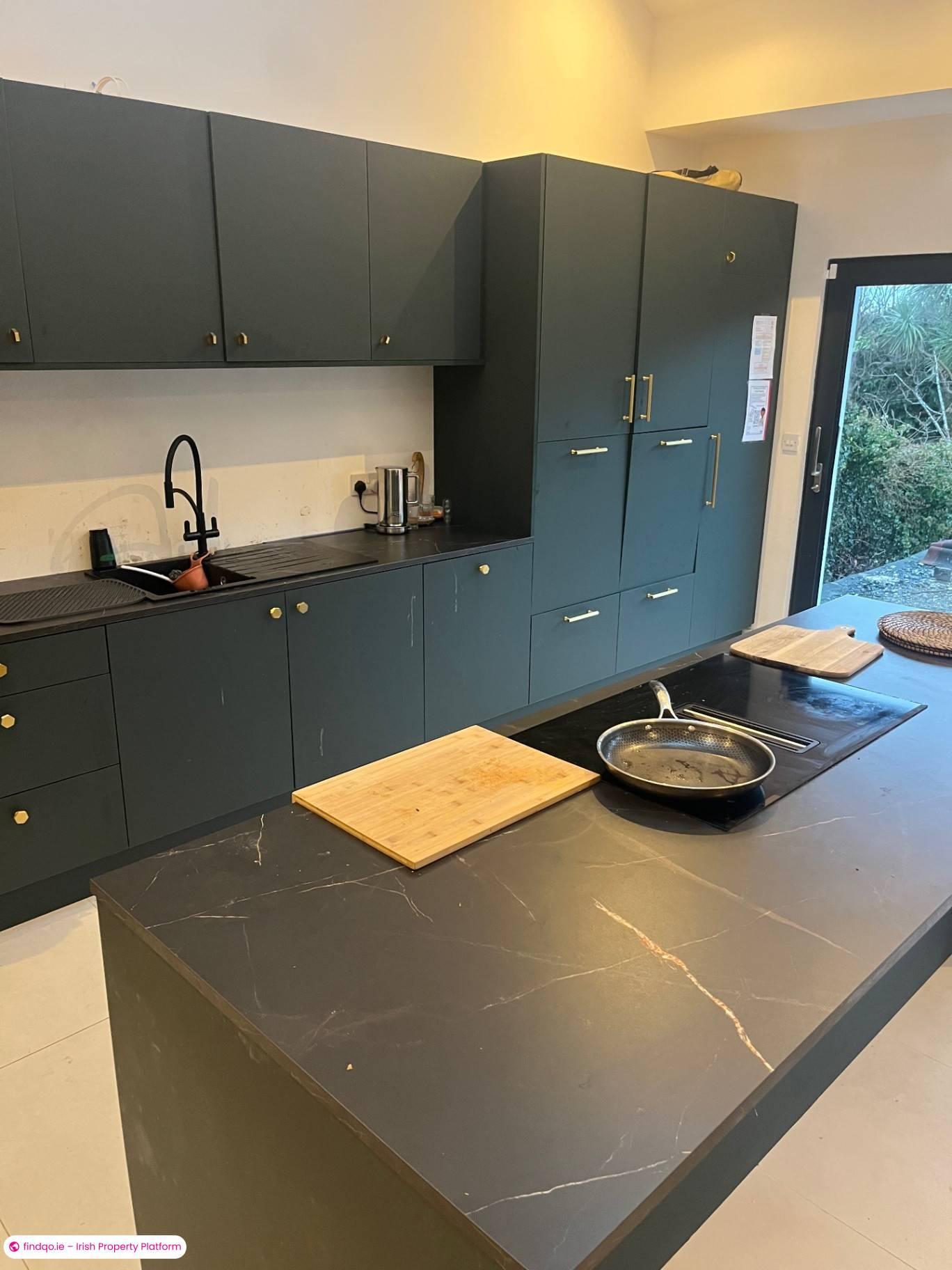 2 Bedroom House for Sharing in Blackrock, Dublin (County)