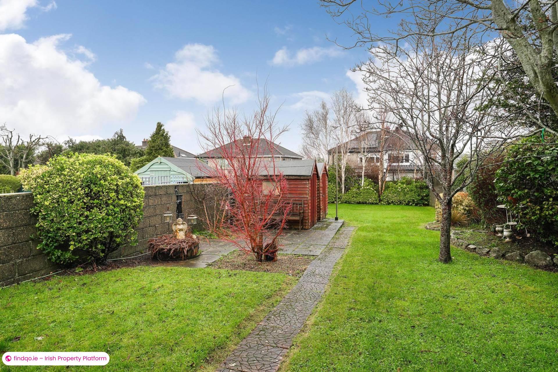Semi-detached house for Sale in Dundrum, Down