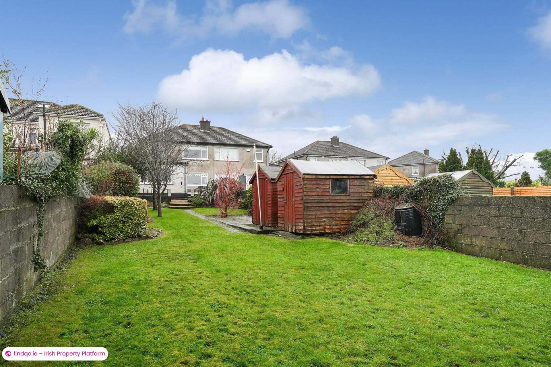 Semi-detached house for Sale in Dundrum, Down