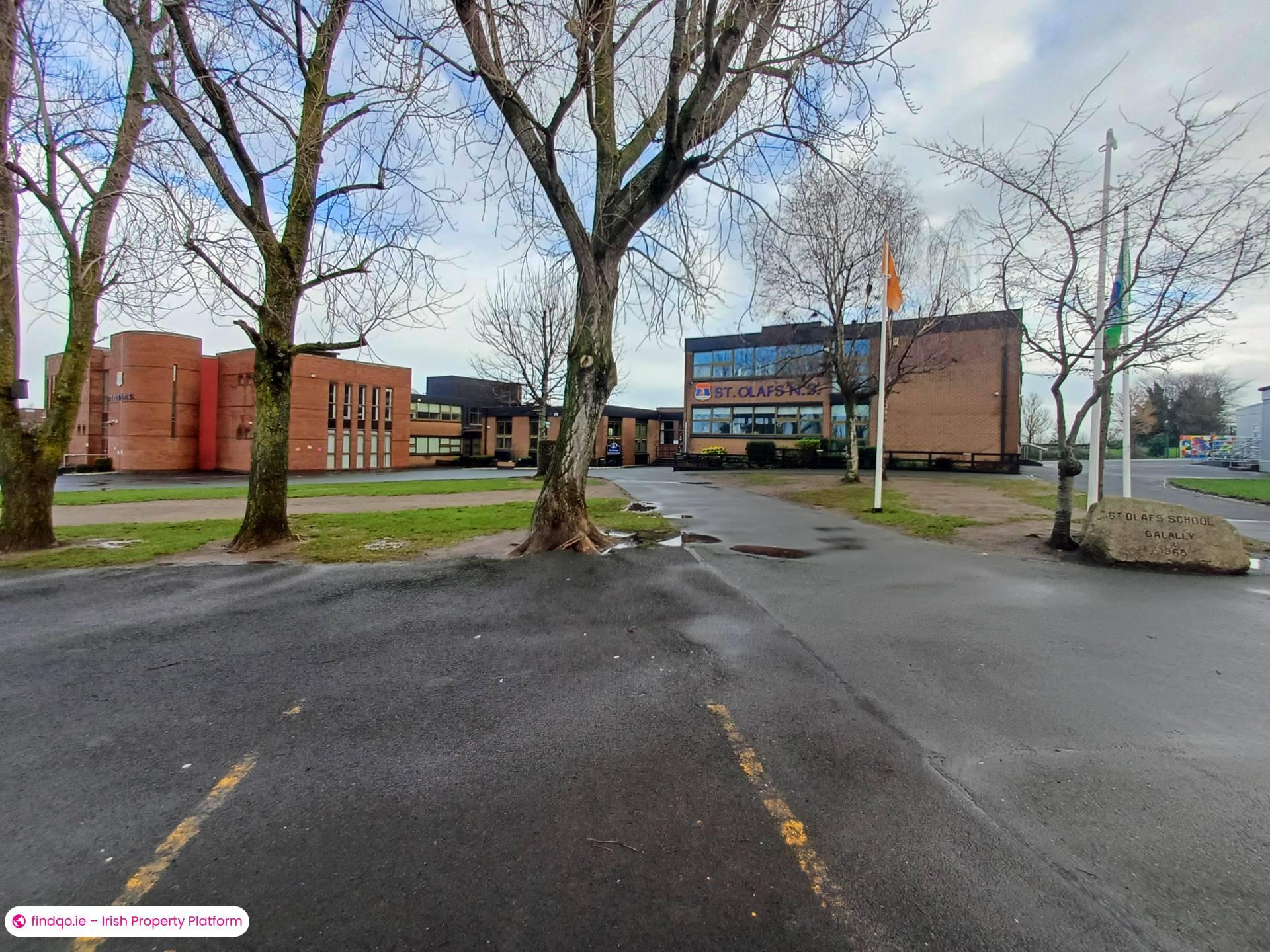 Semi-detached house for Sale in Dundrum, Down