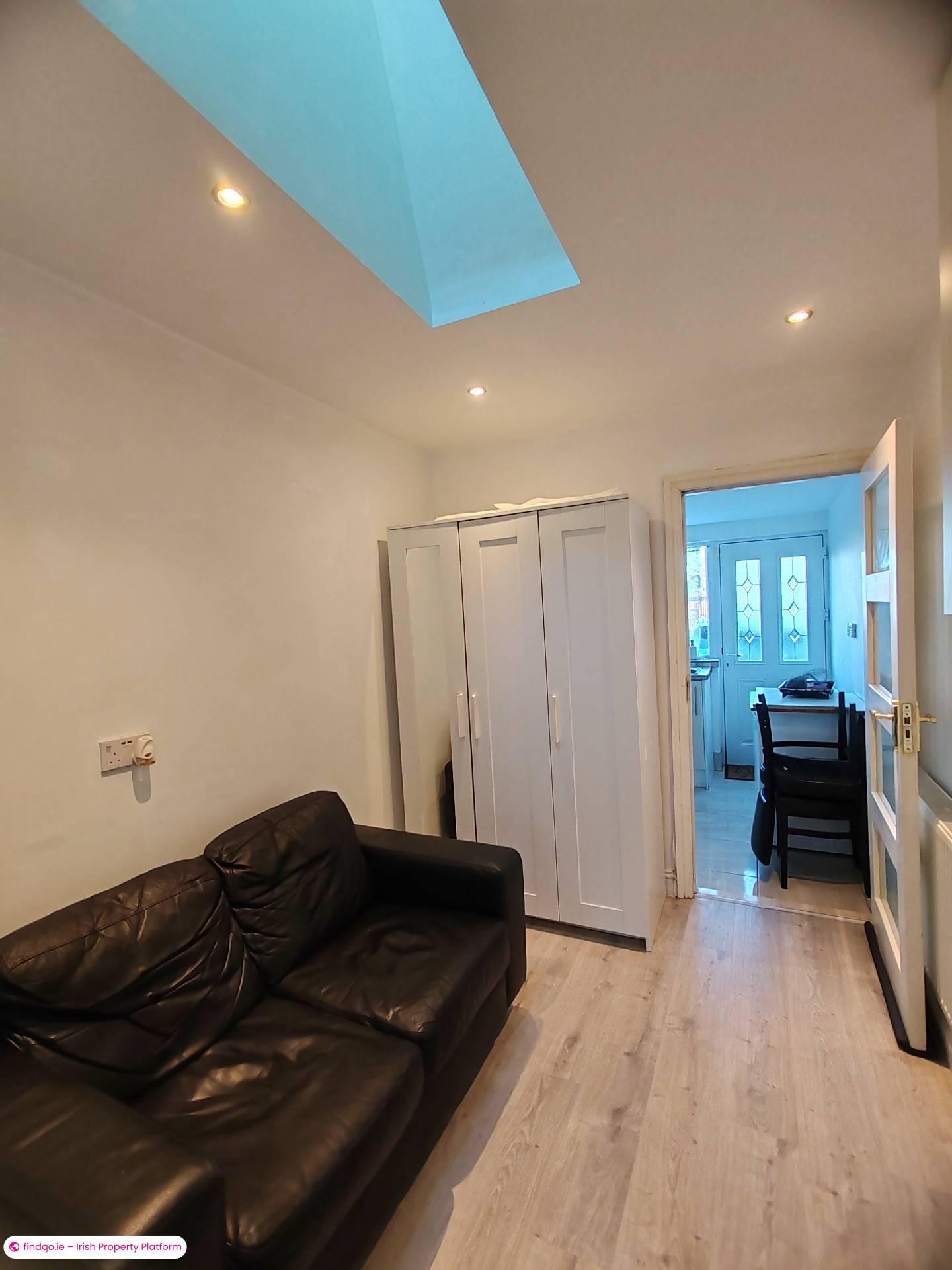 1 Bedroom Apartment for Sharing in Dublin 24