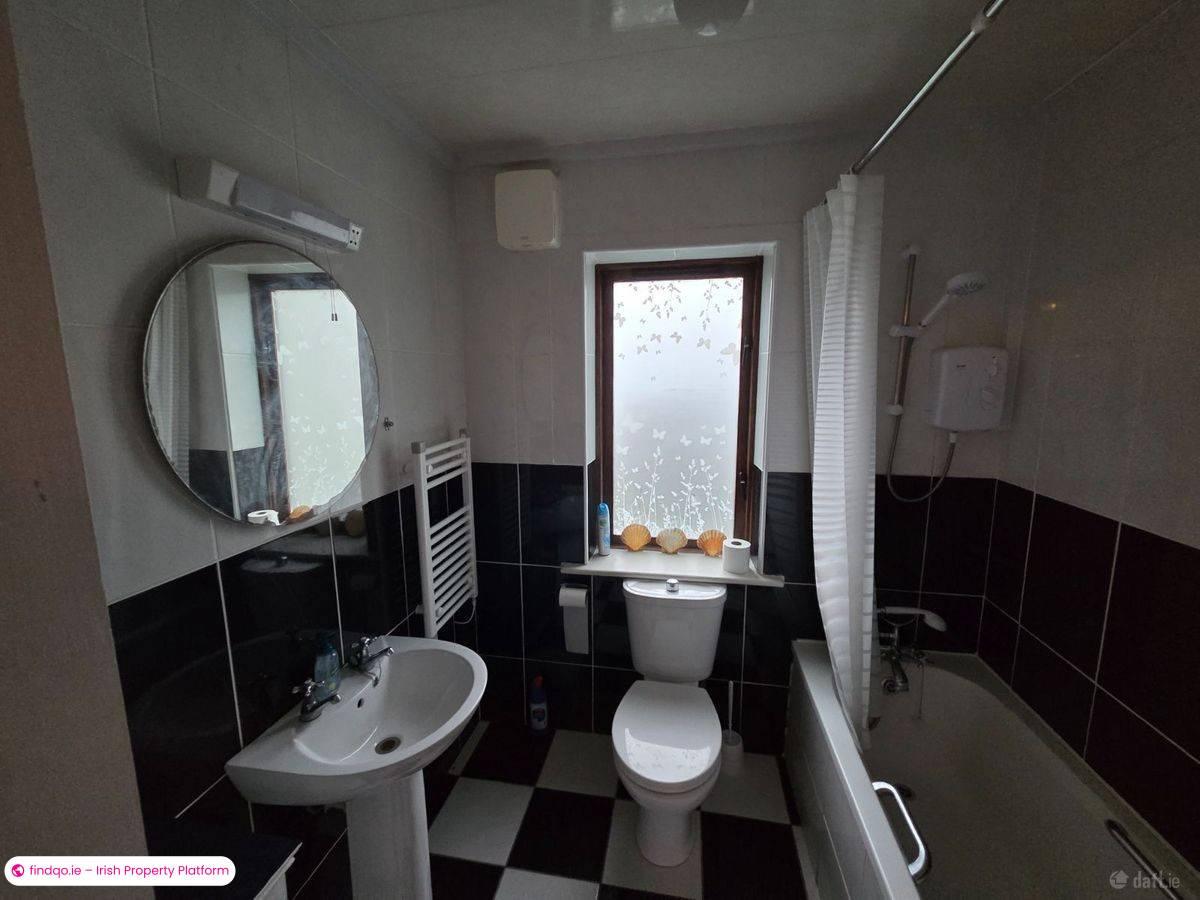 2 Bedroom Apartment for Rent in Beara, Cork