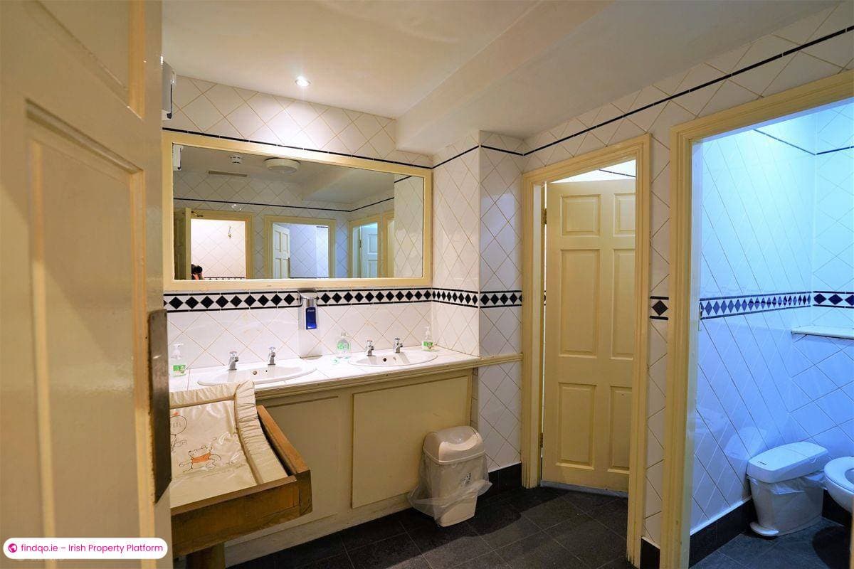 Restaurant / Bar / Hotel for Sale in Waterford City Centre, Waterford