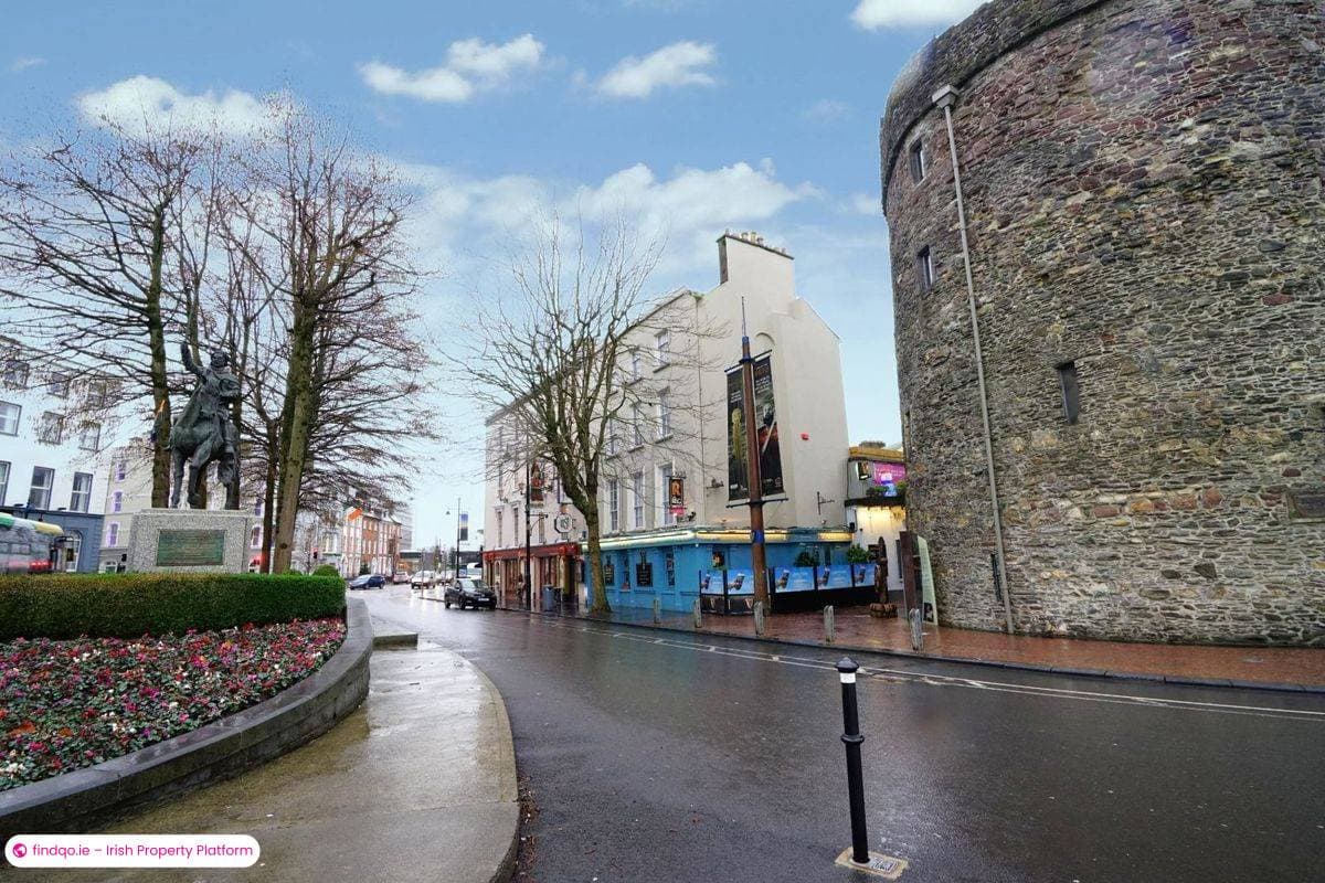 Apartment for Sale in Waterford City Centre, Waterford