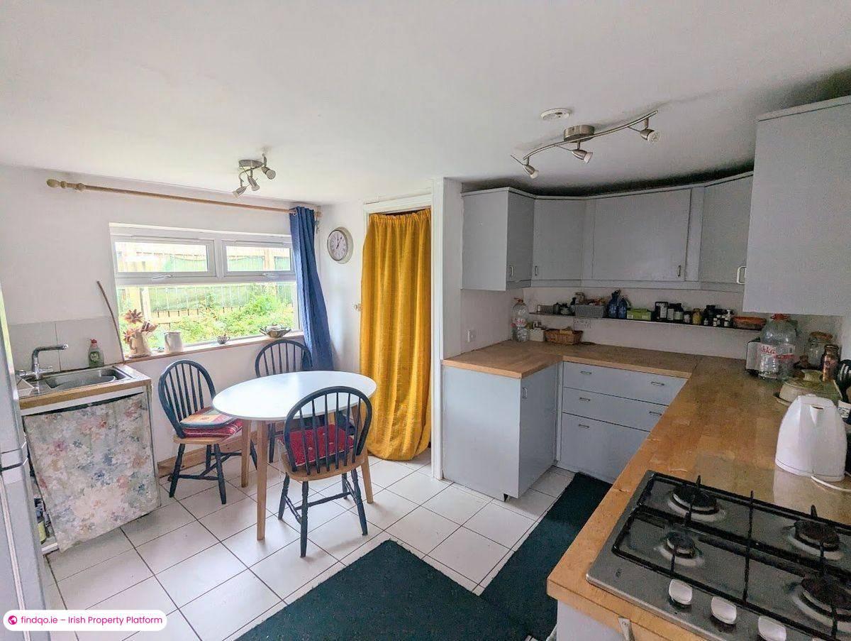 Detached house for Sale in Scarriff, Clare