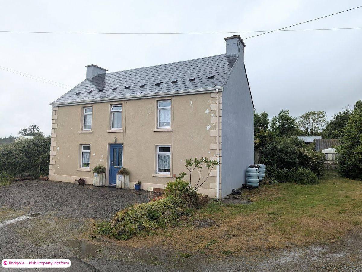 Detached house for Sale in Scarriff, Clare