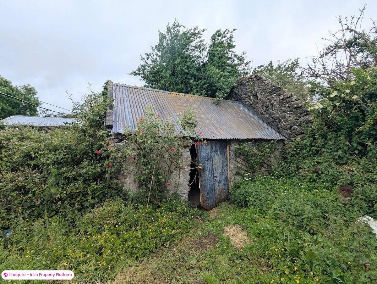 Detached house for Sale in Scarriff, Clare