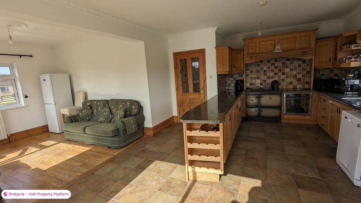 Detached house for Sale in Nenagh, Tipperary