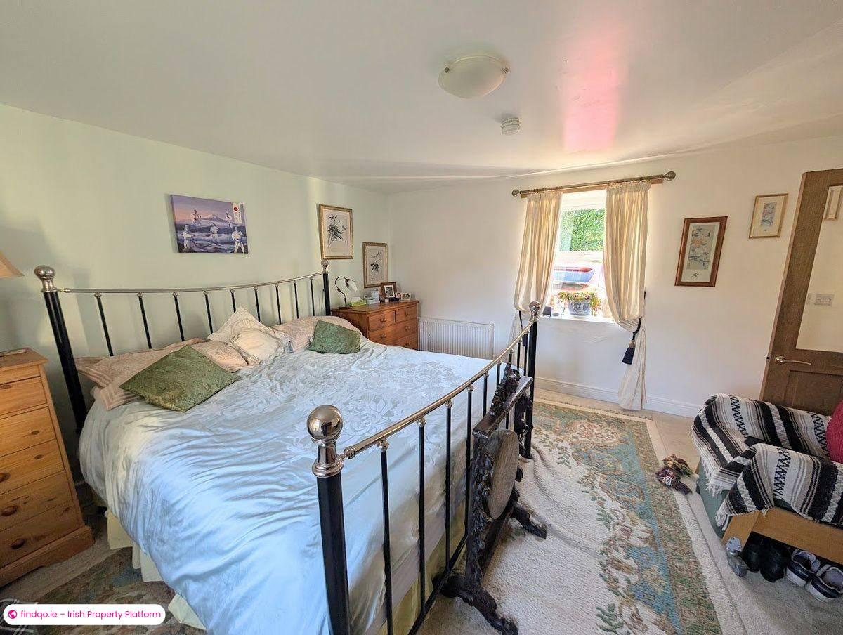 Detached house for Sale in Nenagh, Tipperary