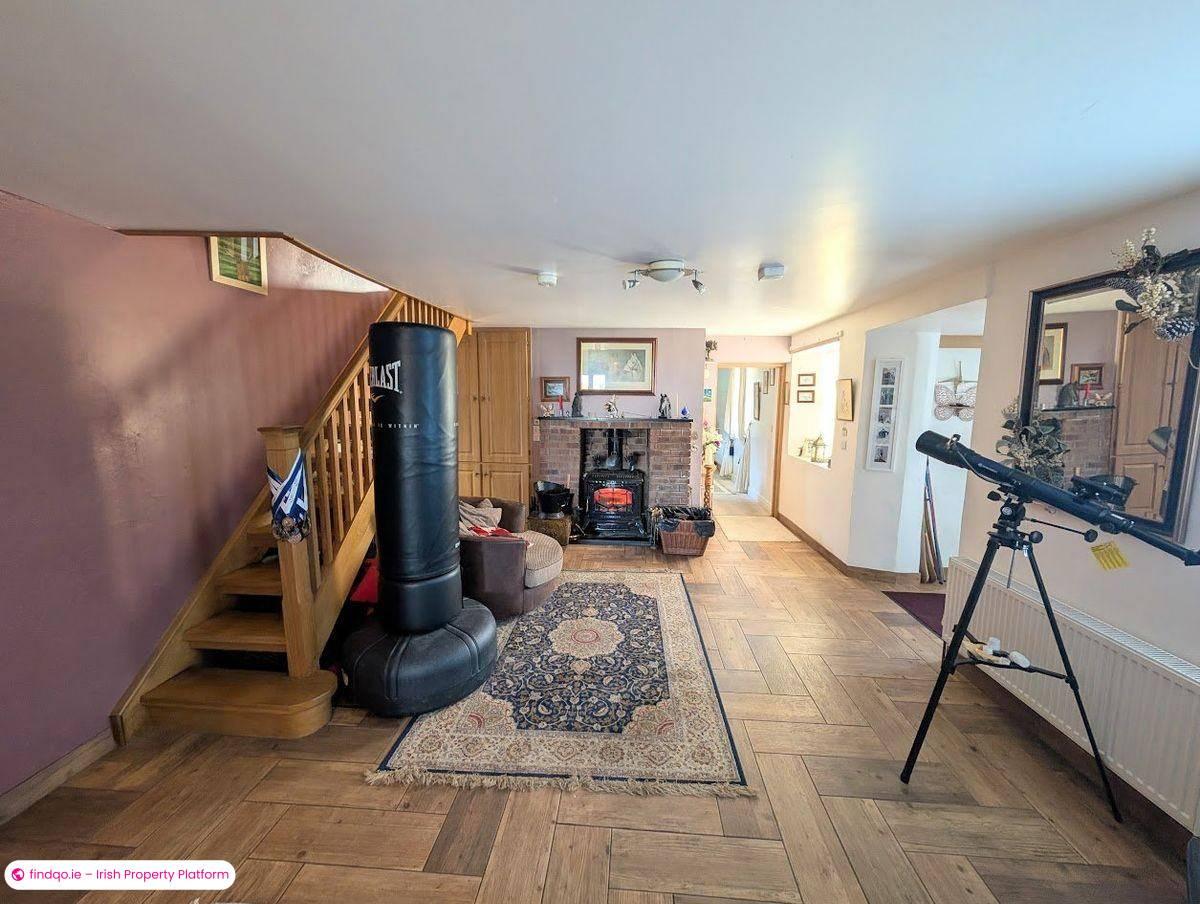 Detached house for Sale in Nenagh, Tipperary