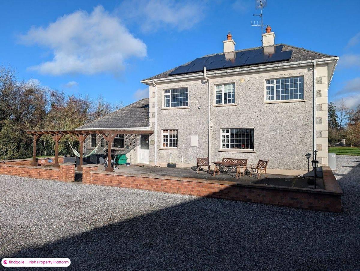 Detached house for Sale in Borrisokane, Tipperary