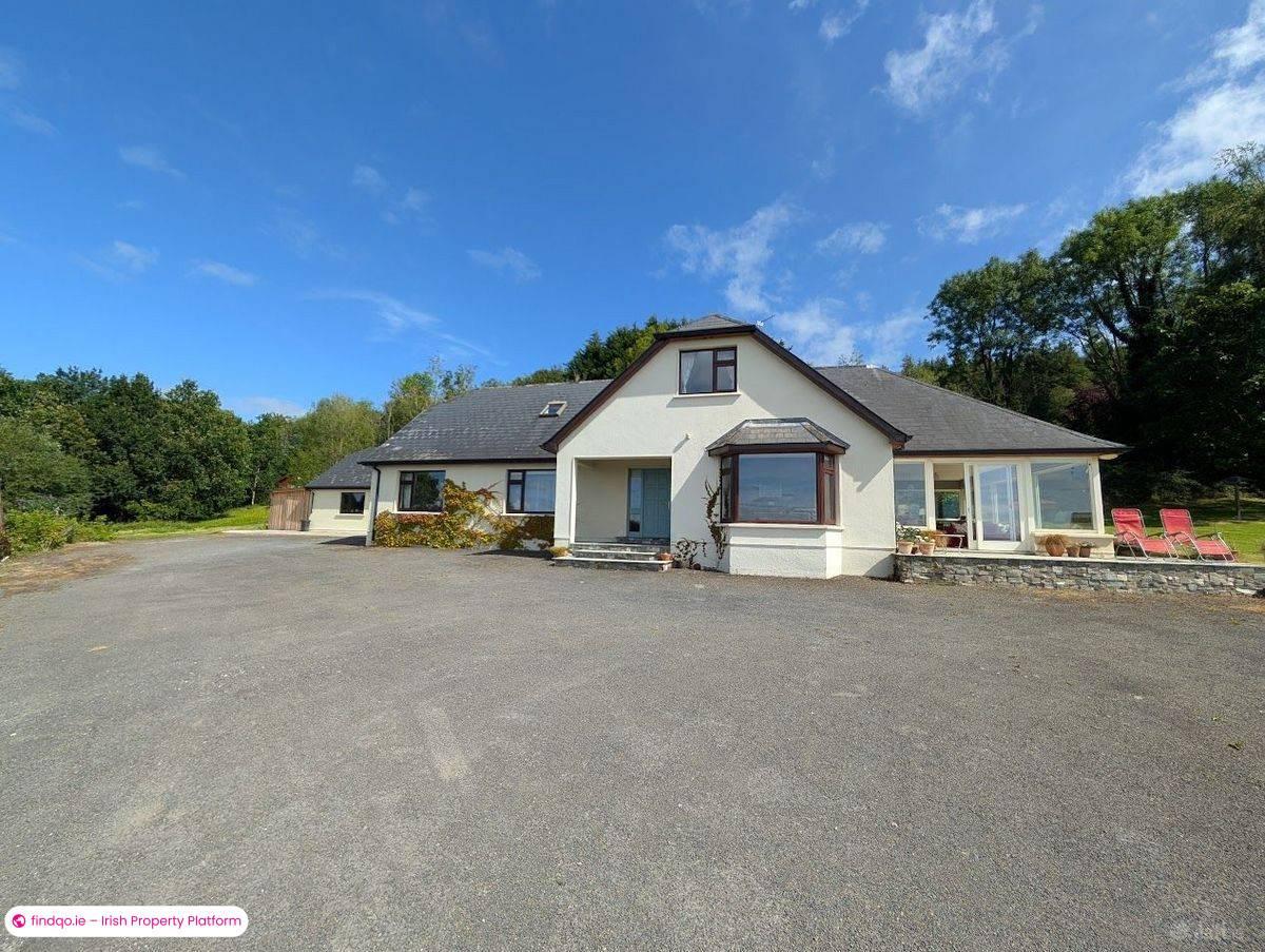 Detached house for Sale in Nenagh, Tipperary