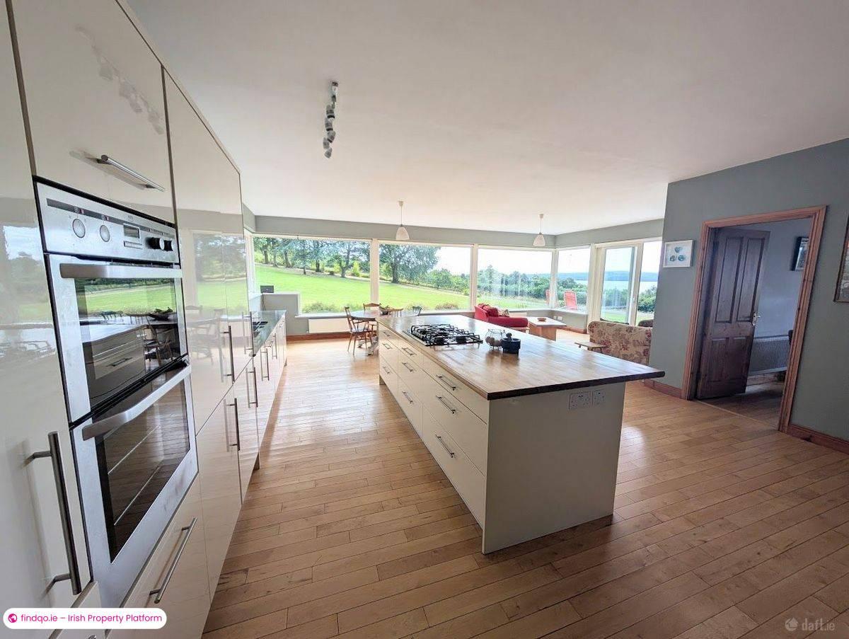 Detached house for Sale in Nenagh, Tipperary