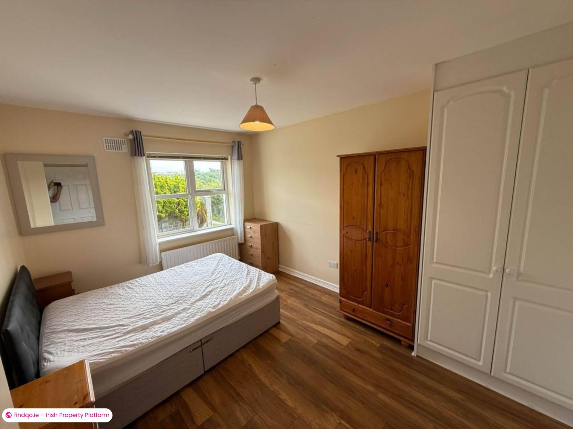 Semi-detached house for Sale in Castlegar, Galway, H91 P3YT