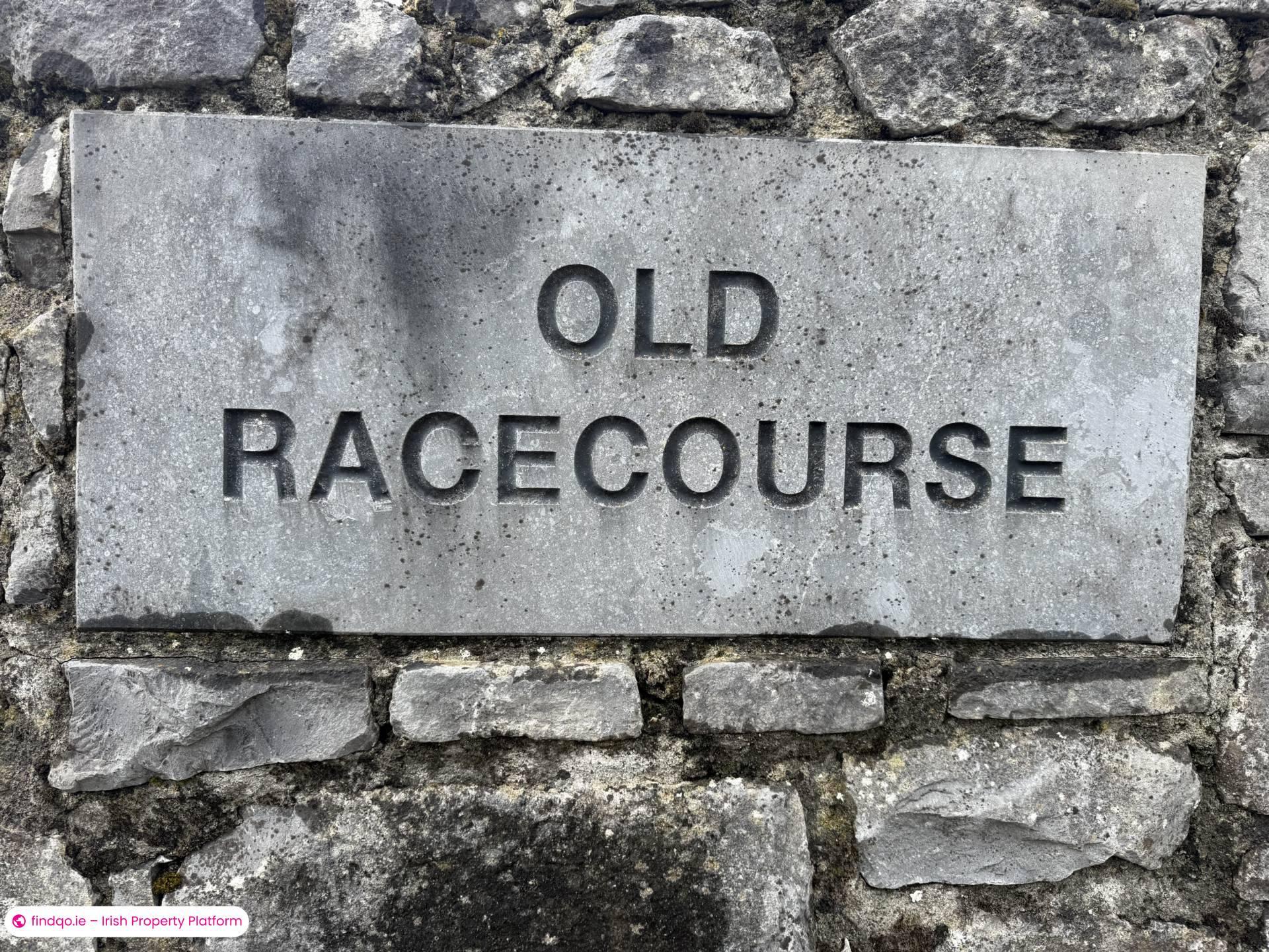 Semi-detached house for Sale in Ballyhaunis, Mayo