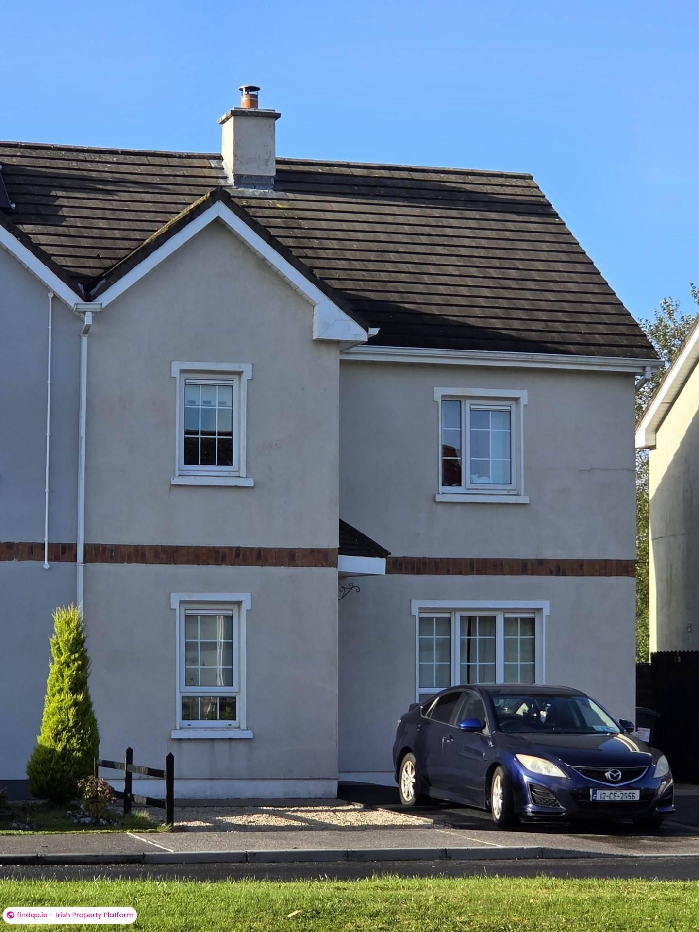 Semi-detached house for Sale in Ballyhaunis, Mayo